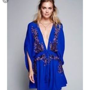 Free people blue deep v embroidered dress size M